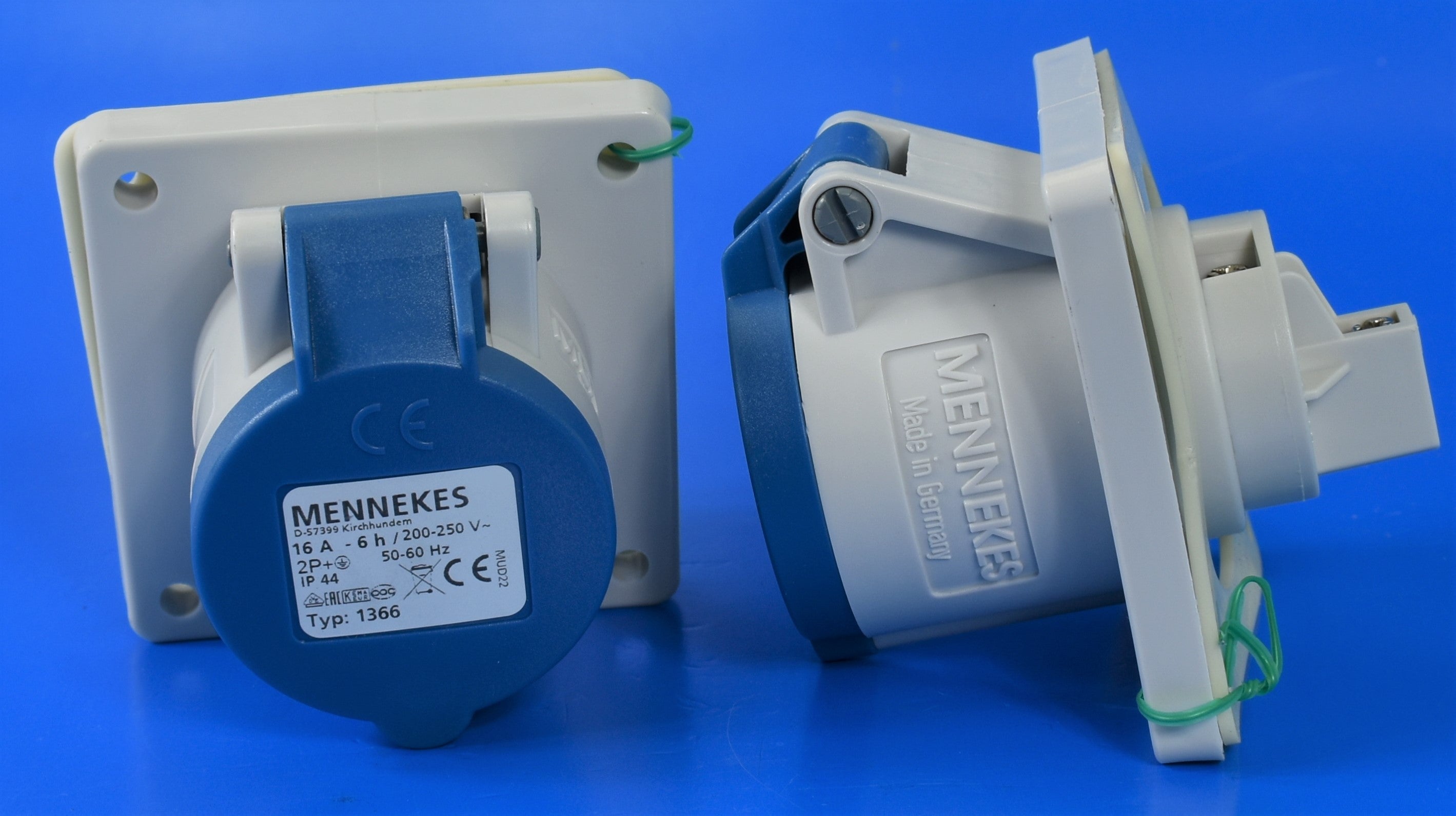 MENNEKES RECEPTACLE 1366/ 1385, PANEL MOUNT, 16A-3P-230V/ 32A-4P-415V, IP44