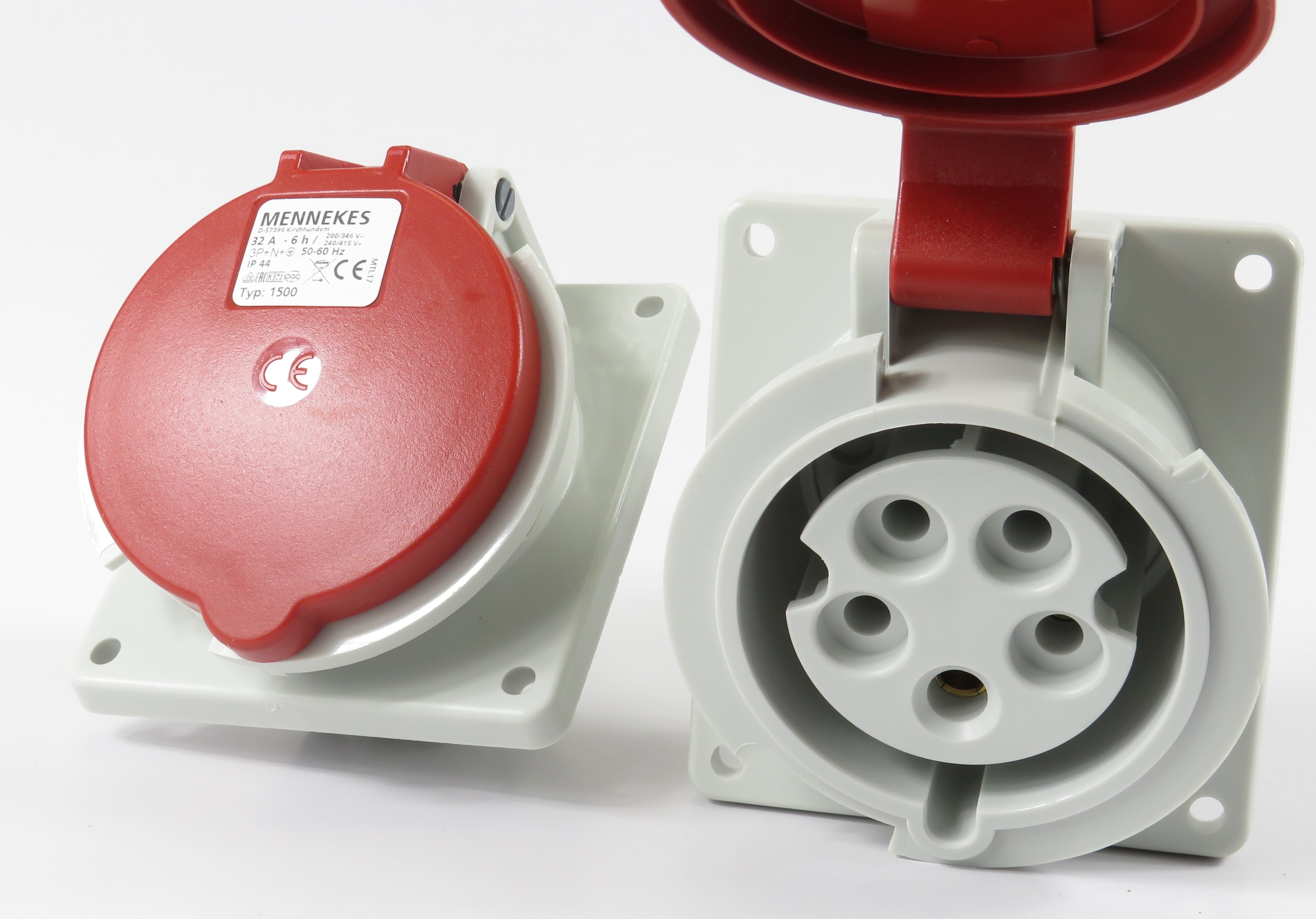 Mennekes 插座 1500 插座;面板安装,32A-5P-415V,IP44