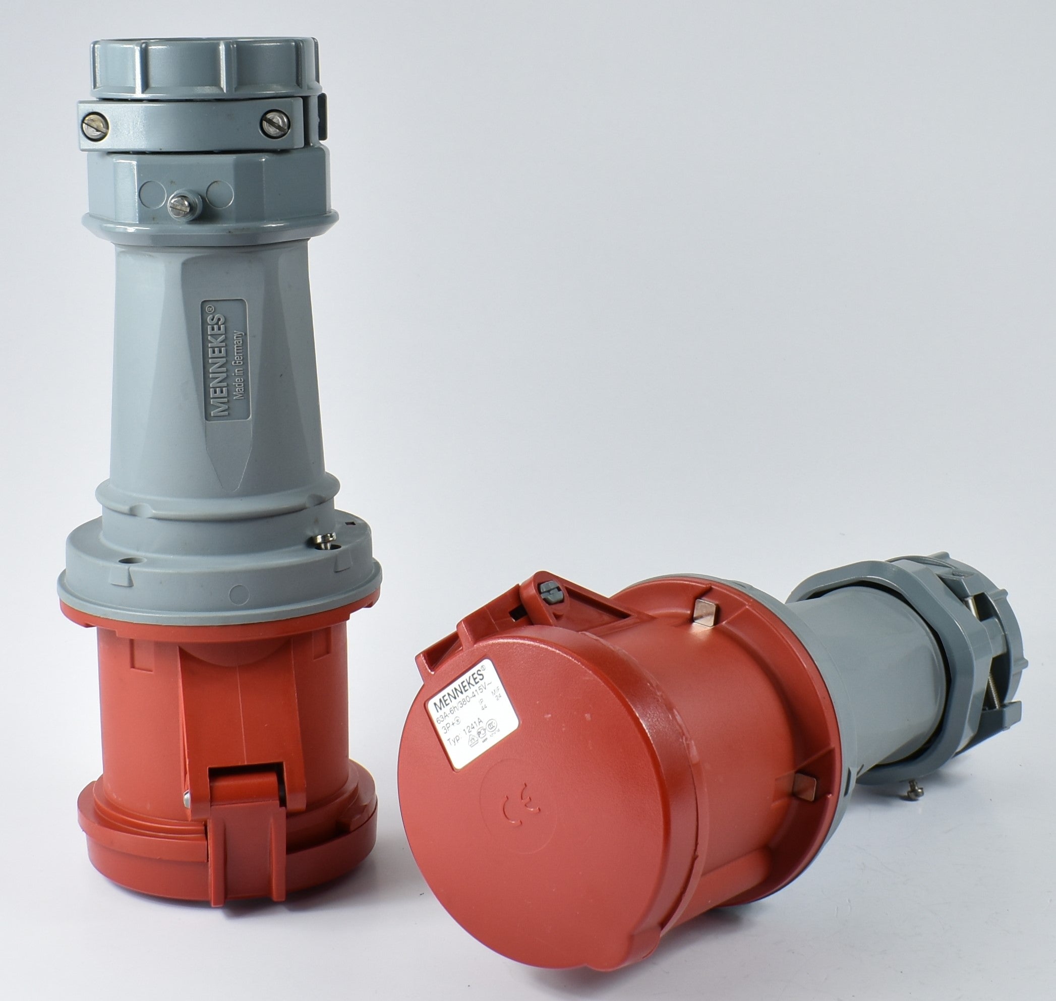 曼奈克斯 CEE 连接器 1241;带软触点的顶部电源,63A-4P-415V,IP44