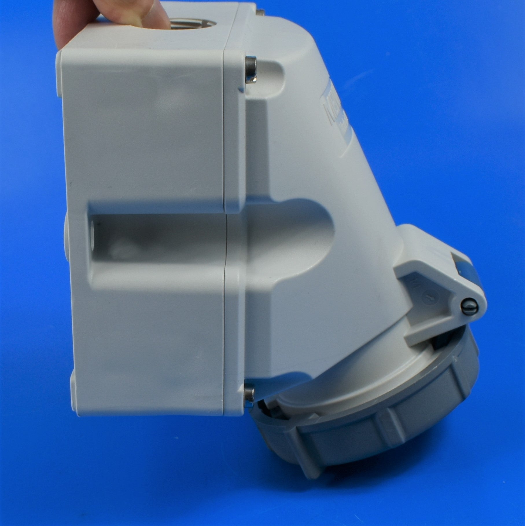 带 TwinCONTACT 9105 的 Mennekes 插座;壁挂式,16A-3P-230V,IP67