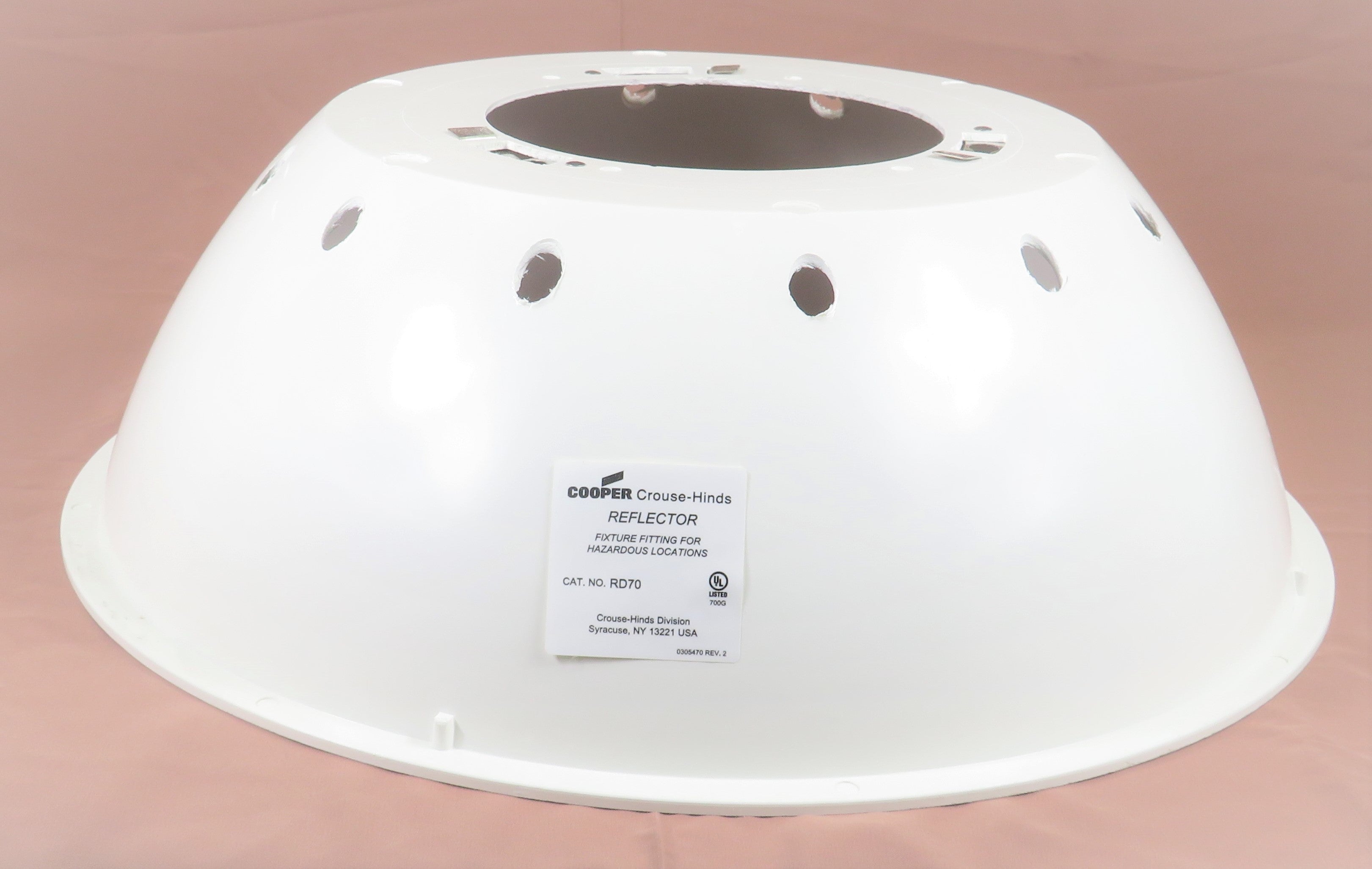 CROUSE-HINDS/ EATON DOME REFLECTOR RD70/ RD739 , 30 DEGREE ANGLE RA70