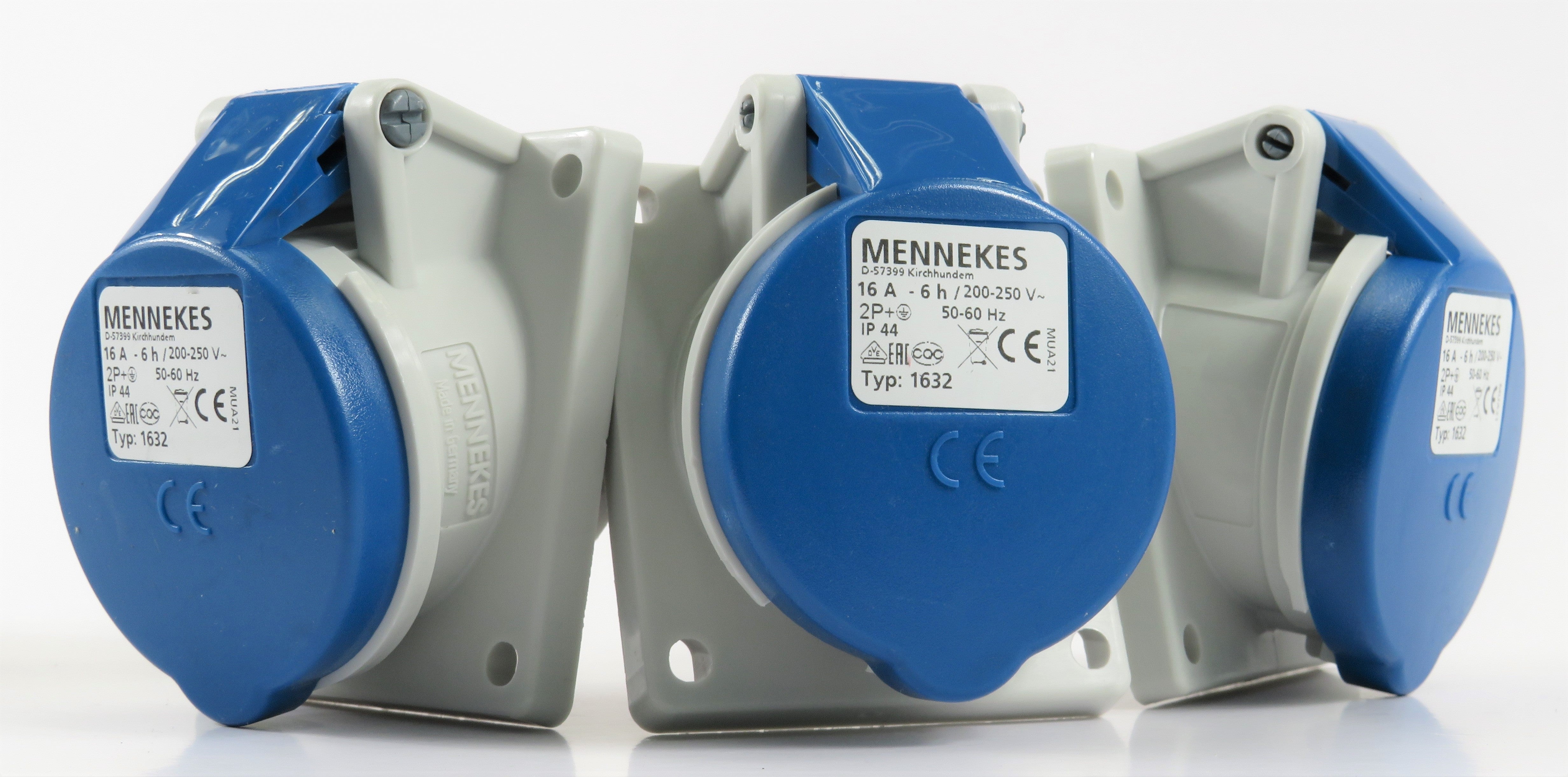 MENNEKES RECEPTACLE 1632 WITH TWINCONTACT; PANEL MOUNT,16A-3P-230V, IP44