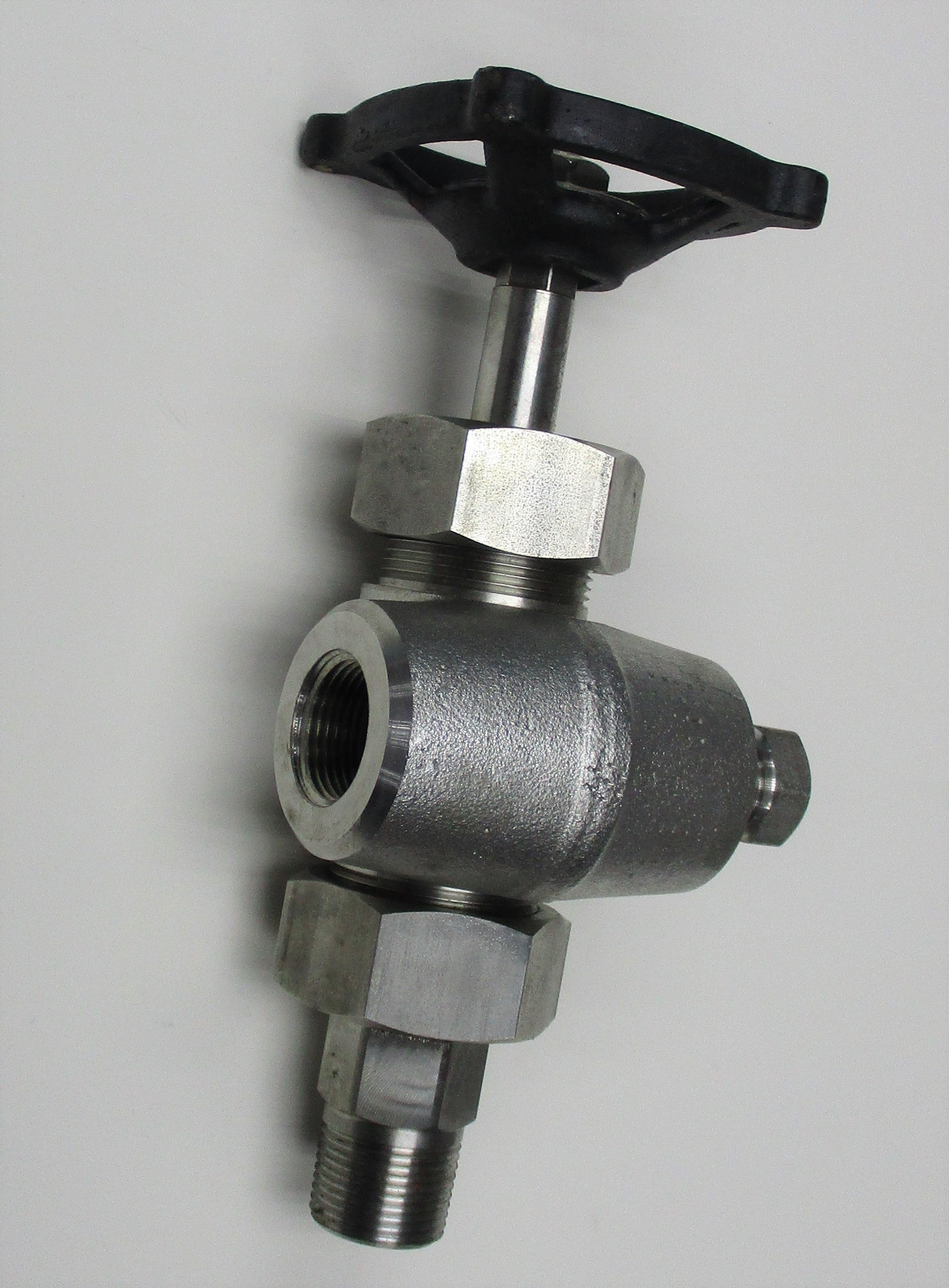 CLARK RELIANCE 偏置型带非联合表压连接阀型号 146SS