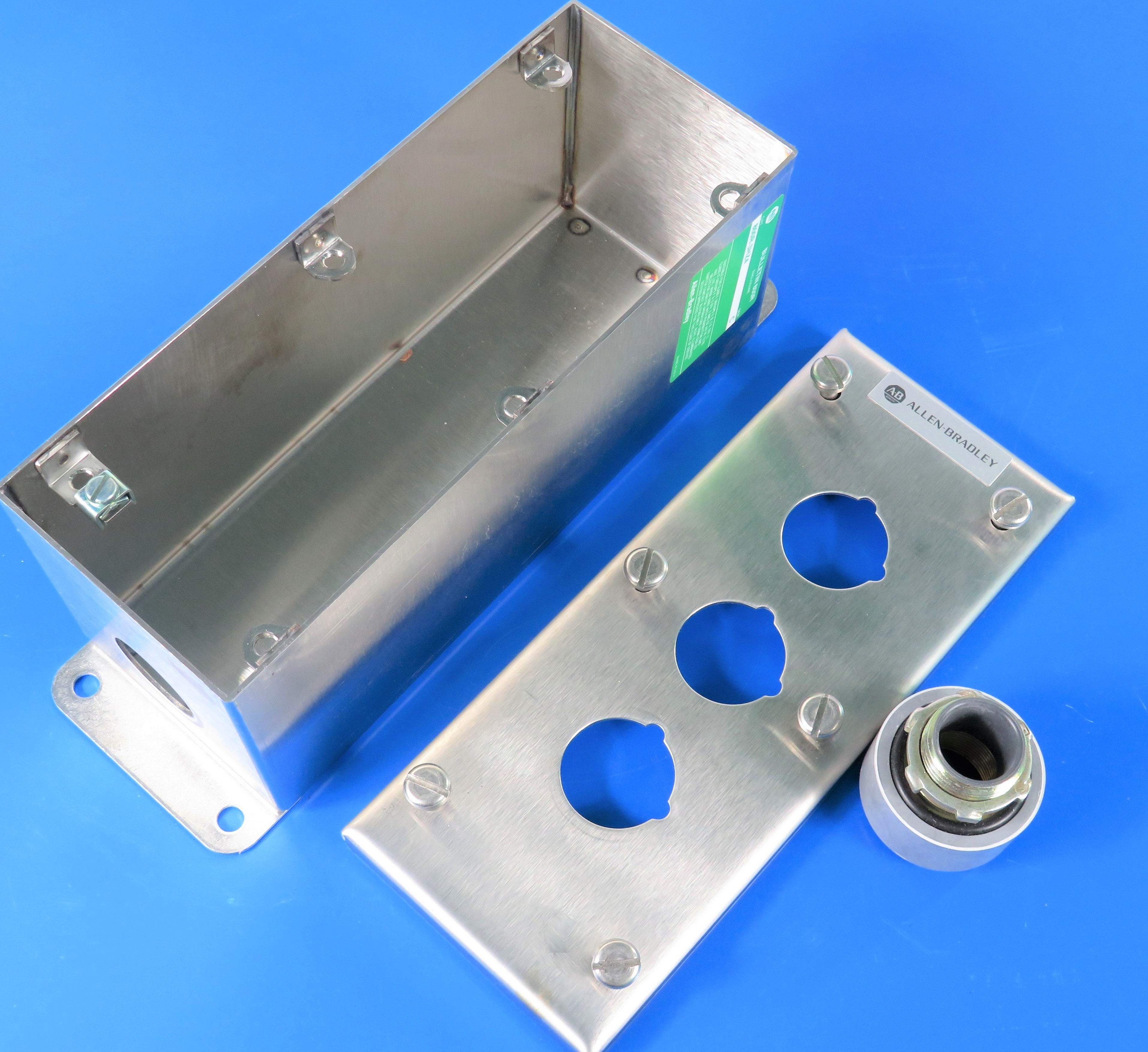 ALLEN BRADLEY/ ROCKWELL PUSH BUTTON ENCLOSURE, SS, 800R-1HZ4/ 2HZ4/ 3HZ4/ 4HZ4/ 5HZ4/ 6HZ4