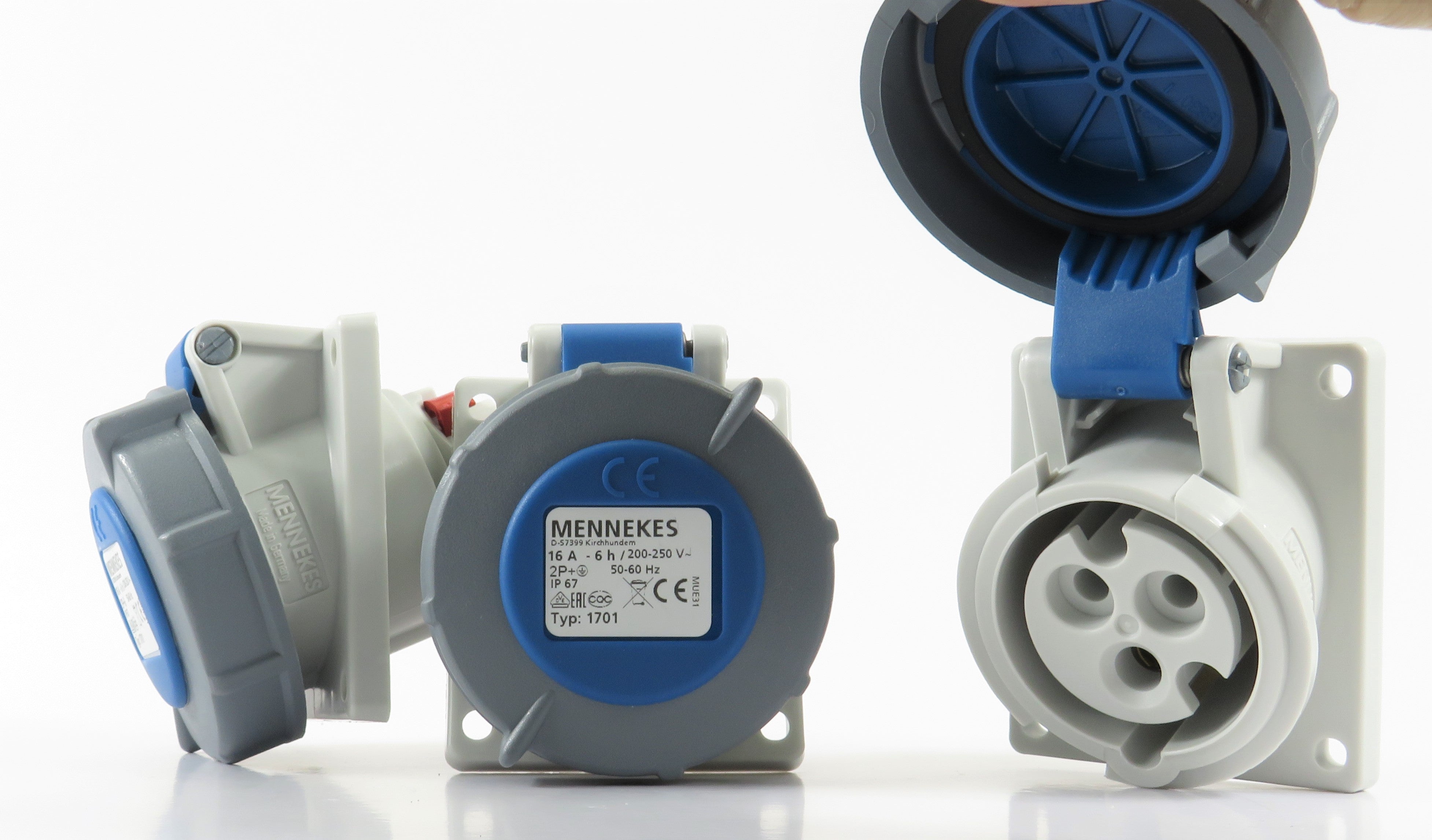 MENNEKES 插座 1701，带双触点，面板安装，16A-3P-230V，IP67