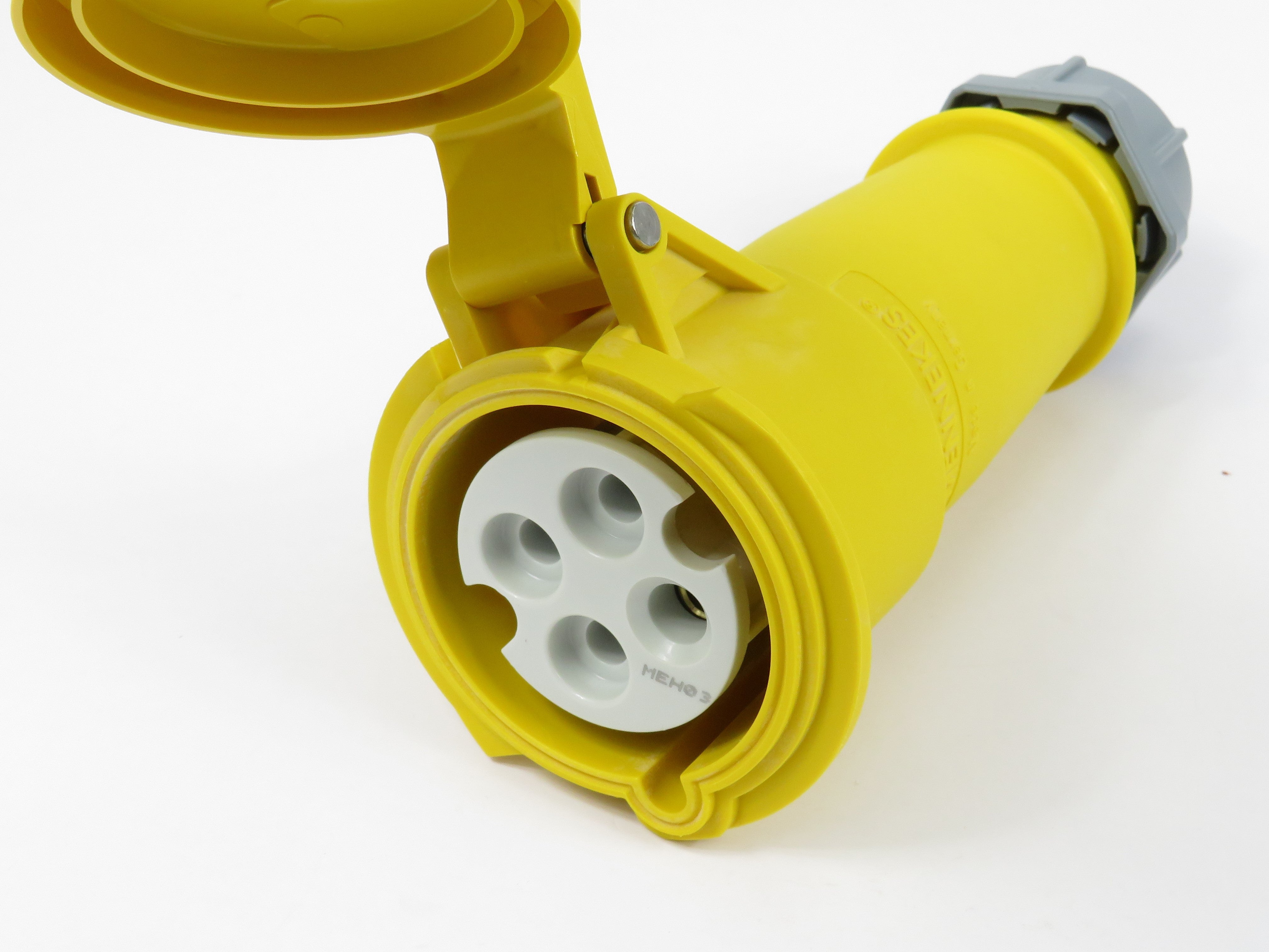 MENNEKES CONNECTOR 521/ 524, SCREW TERMINALS, 32A-3P-110V/ 32A-4P-110V, IP44