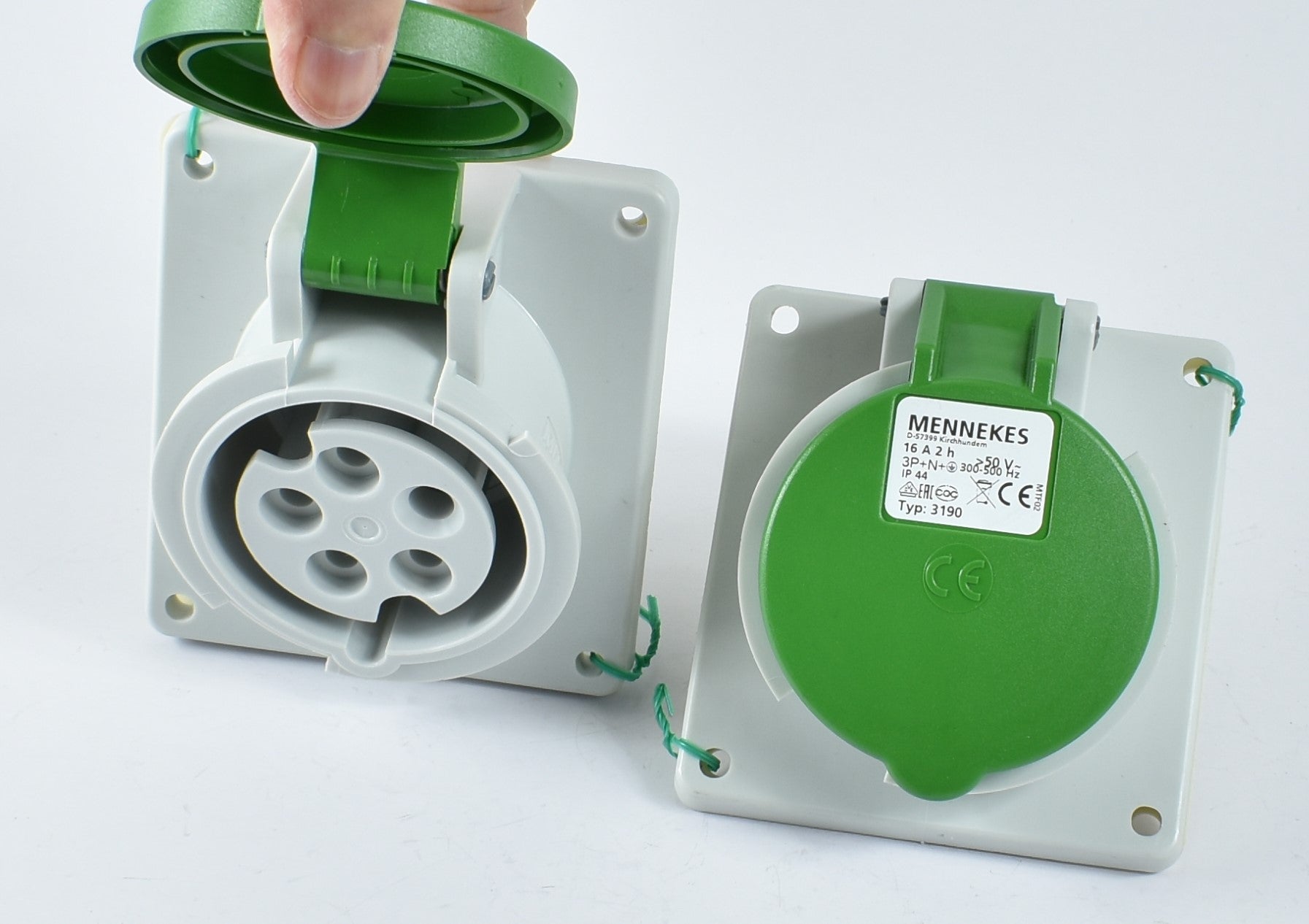 Mennekes 插座 2855/ 3187/ 3190，螺丝端子，16A,2P, 40-50V/ 16A,3P,50-500V/ 16A-5P,50-500V , IP44