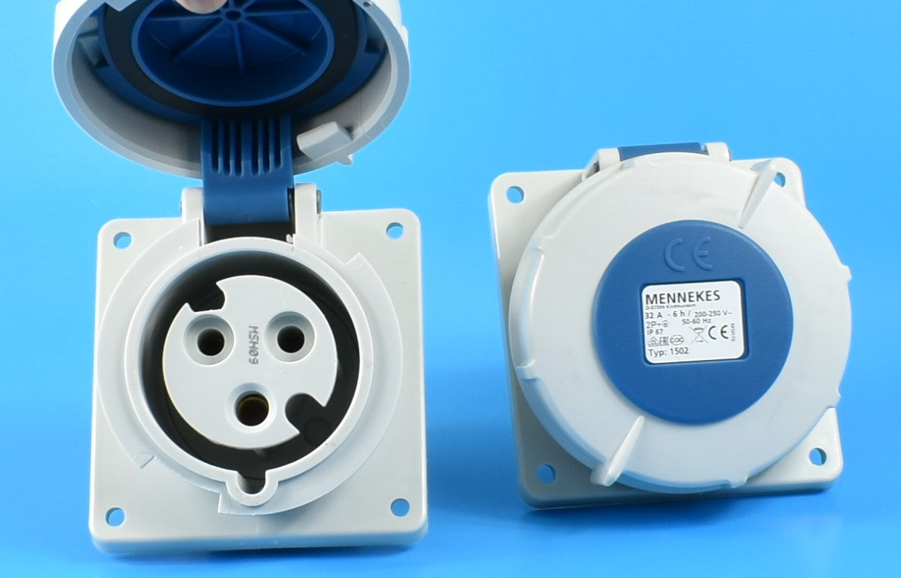 Mennekes 插座 1502 插座；面板安装，32A-3P-230V，IP67