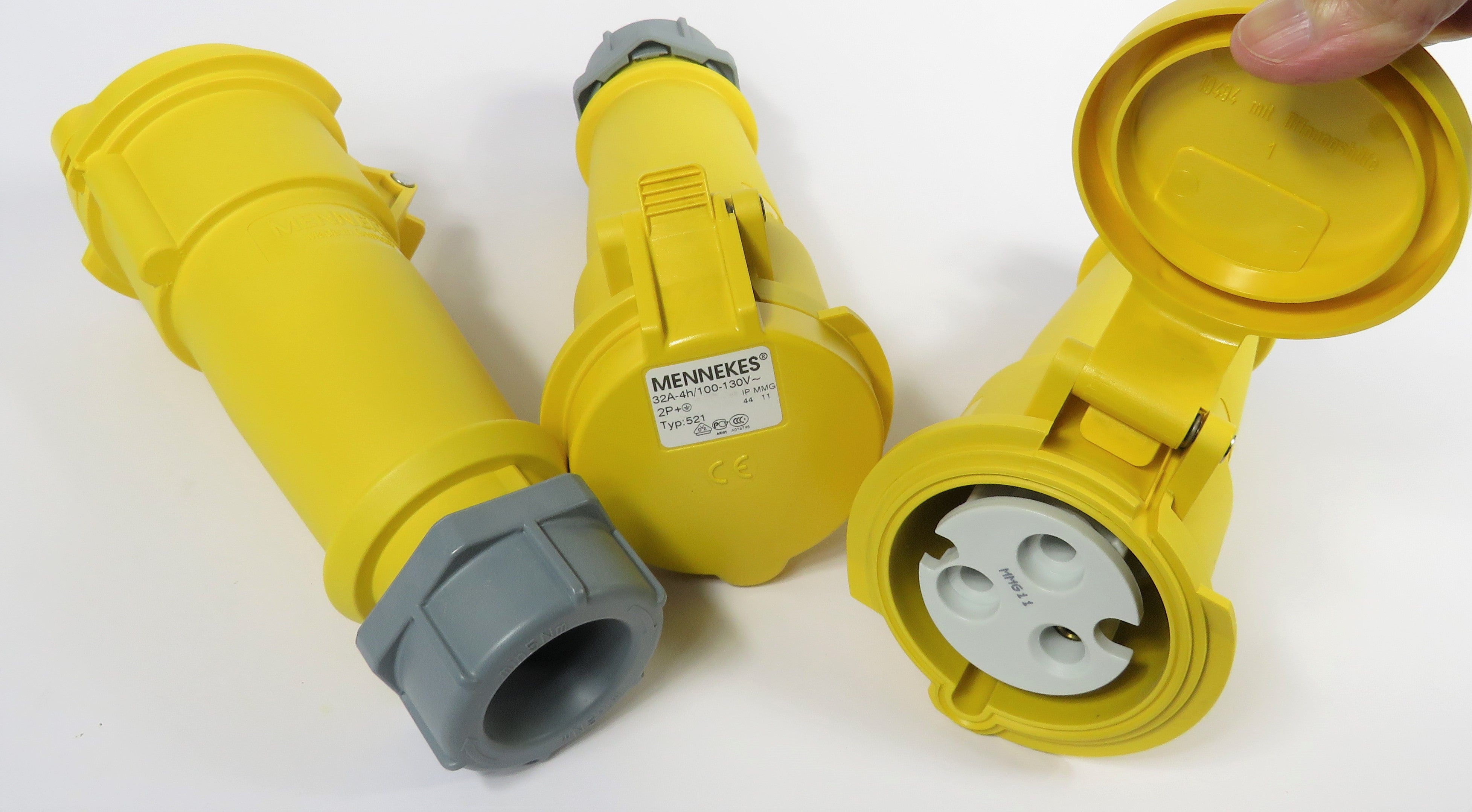 MENNEKES CONNECTOR 521/ 524, SCREW TERMINALS, 32A-3P-110V/ 32A-4P-110V, IP44