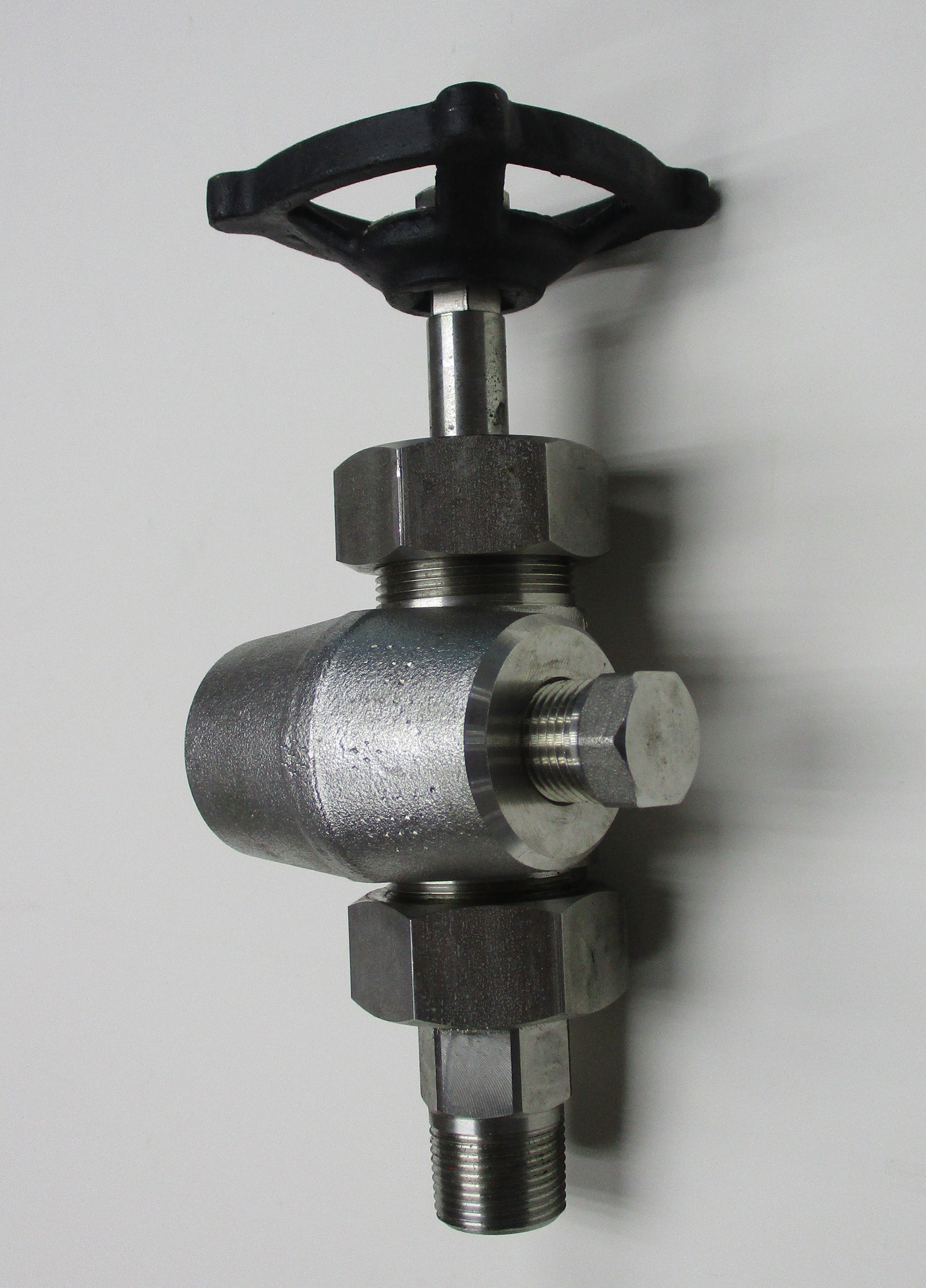 CLARK RELIANCE 偏置型带非联合表压连接阀型号 146SS