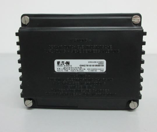 CEAG / EATON 接线盒，4 + 1PE 和 6/ 8 + 2PE 柱状端子