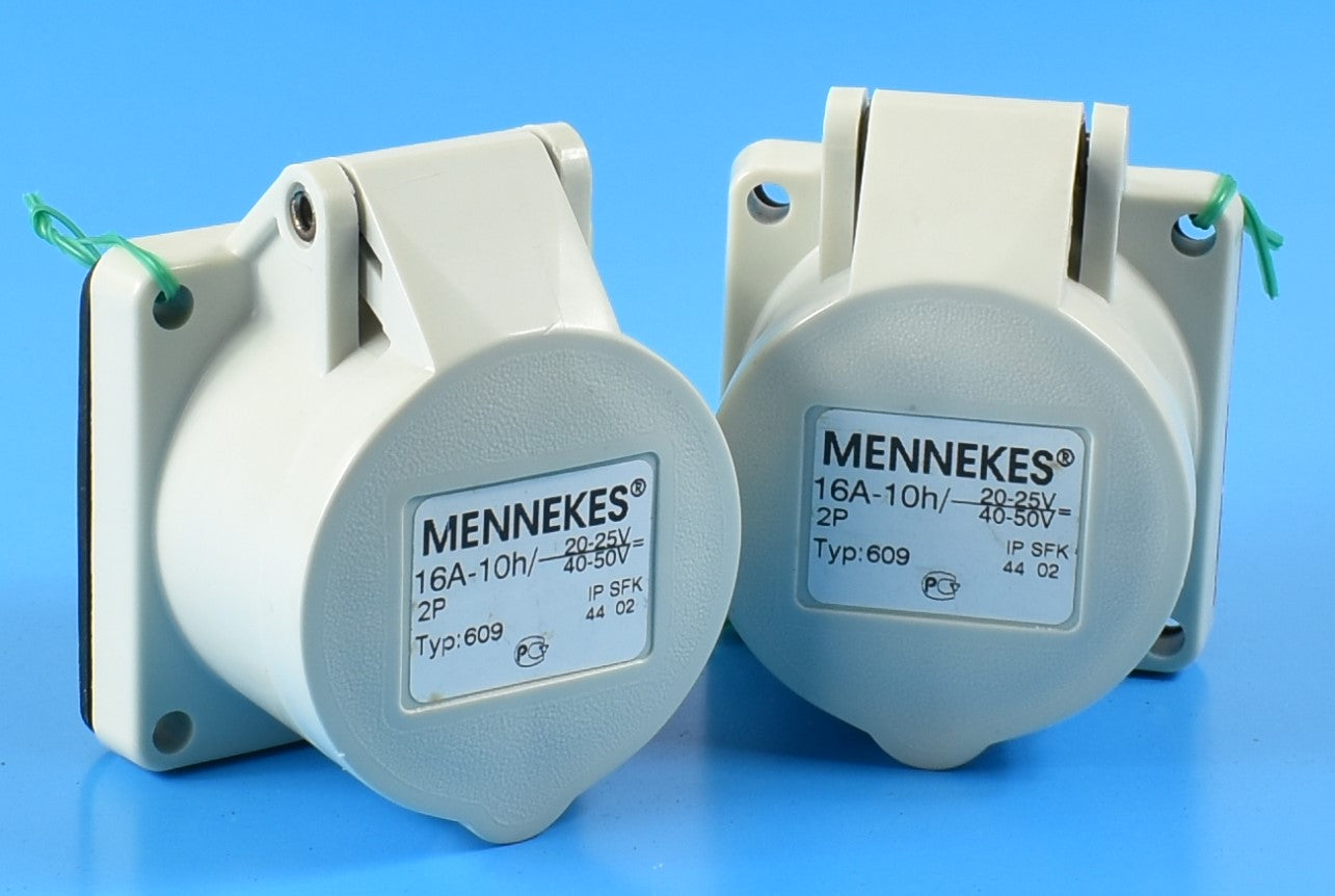 MENNEKES RECEPTACLE 609/ 610; TERMINAL SKRU, 16A-2P,20-50VDC/ 16A-2P,20-25V, IP44