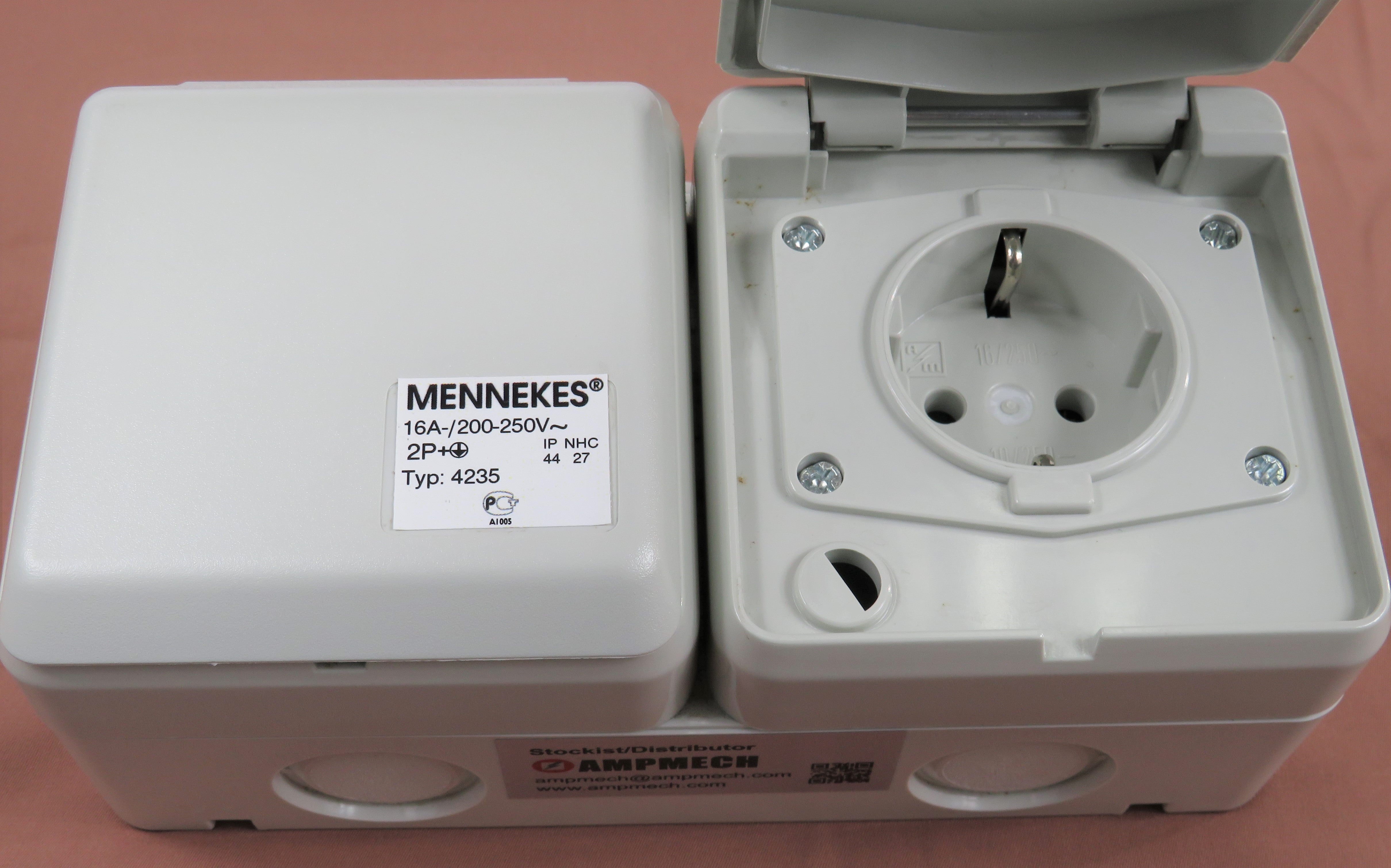 MENNEKES RECEPTACLE 4235/ 4247, SCREW TERMINALS, 16A-2P-230V/ 16A-3P-230V, IP44